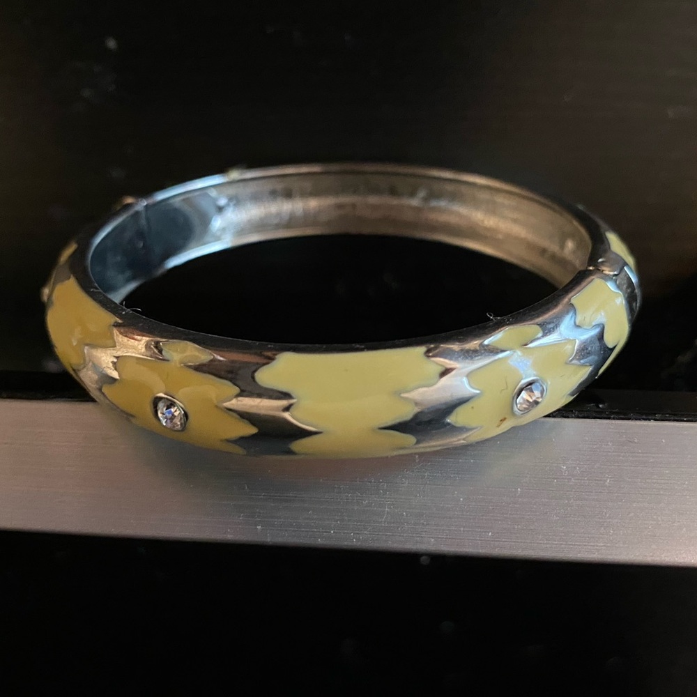 Fashion Yellow Bangle